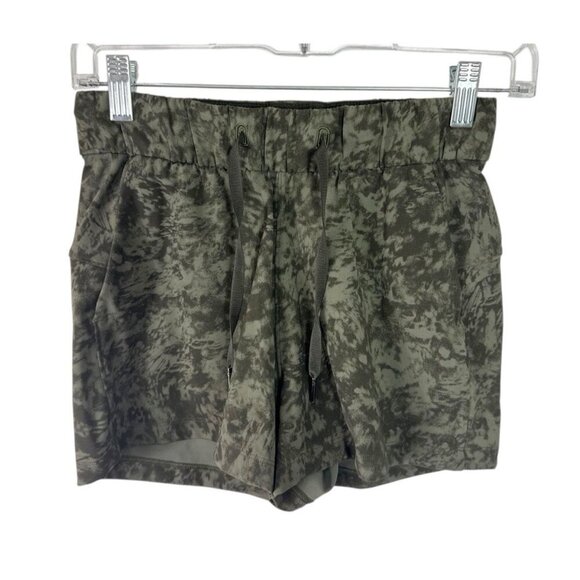 Lululemon On the Fly Short *2.5 in Summer Shade Medium Olive Dark Olive - Picture 1 of 13